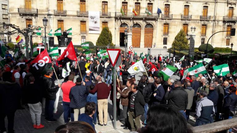 Un millar de personas se manifiesta por la liberación de Andrés Bódalo