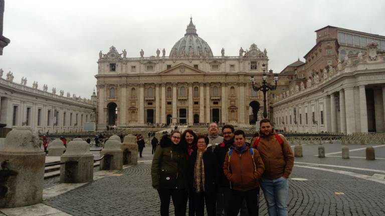 Los “Calabria Cano” pasean por Roma