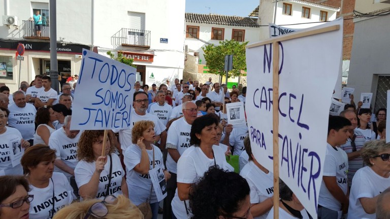 Movilización en Huesa para que se indulte al exalcalde