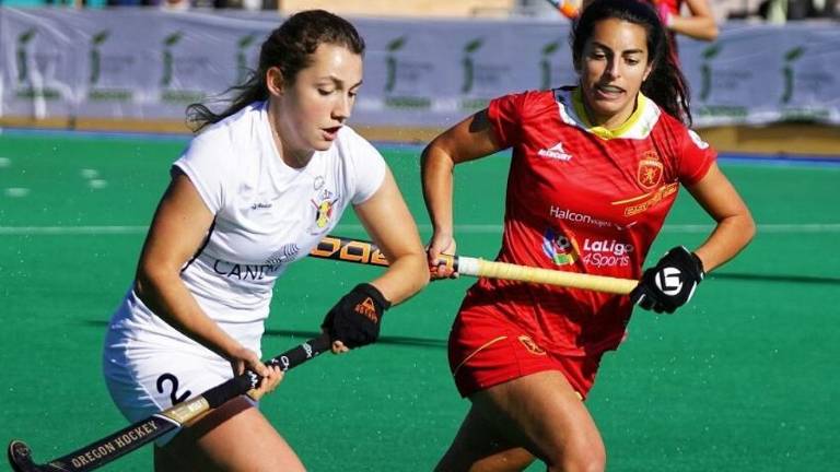 Un diez para las guerreras del hockey hierba más alcalaínas