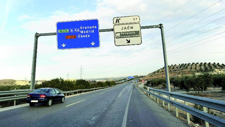 Muere en un accidente de moto