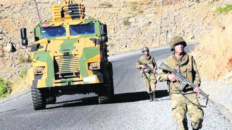 Fuerzas turcas acaban con 16 miembros del PKK