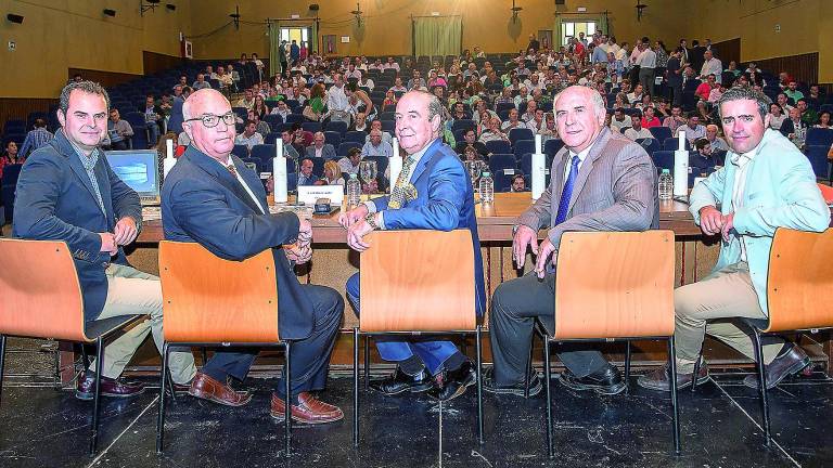 Innovación y retos, en el III Encuentro de Olivicultores