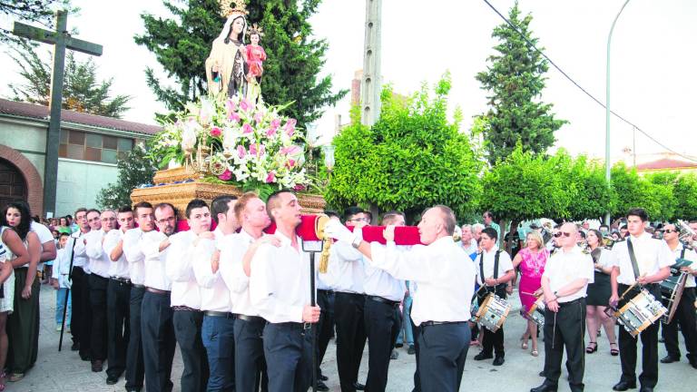 Monte Lope Álvarez honra a su patrona