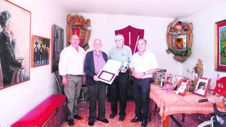 Ginés Torres premiado por su trayectoria