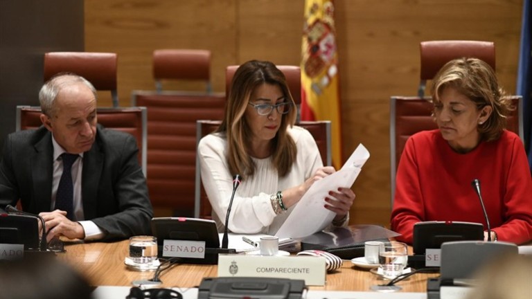 Díaz acusa al PP de citarla en el Senado como candidata