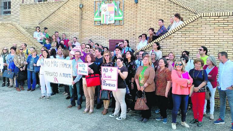 El “hartazgo” de la Escuela de Idiomas sale a las calles