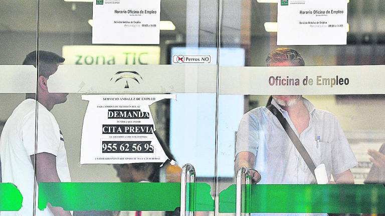 El paro aumenta en 12.021 personas durante septiembre
