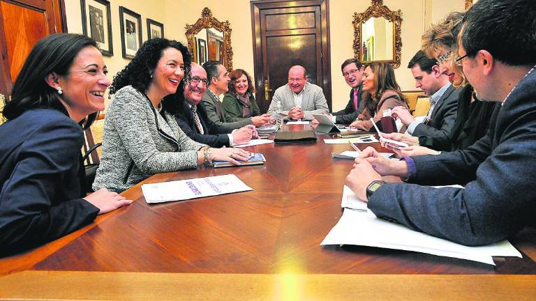 “Reajustes” y posible supresión de patronatos