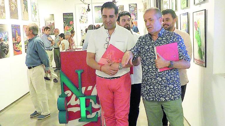 Muestra con diseños de Federico Barquero
