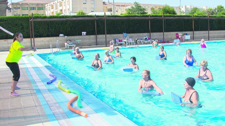 Deporte y salud en el complejo de piscinas