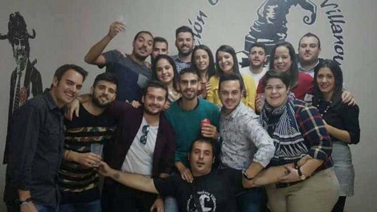 La Asociación Carnavalesca “El Brujo” inaugura su sede