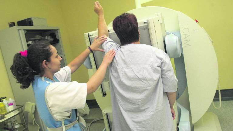 Más medios e investigación en la lucha contra el cáncer