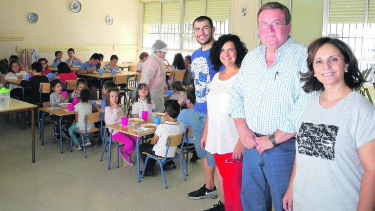 El “Santiago Apóstol” abre su comedor