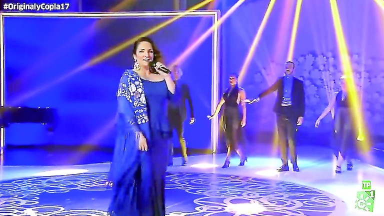 Sandra Arco canta a la más grande en “Original y Copla”