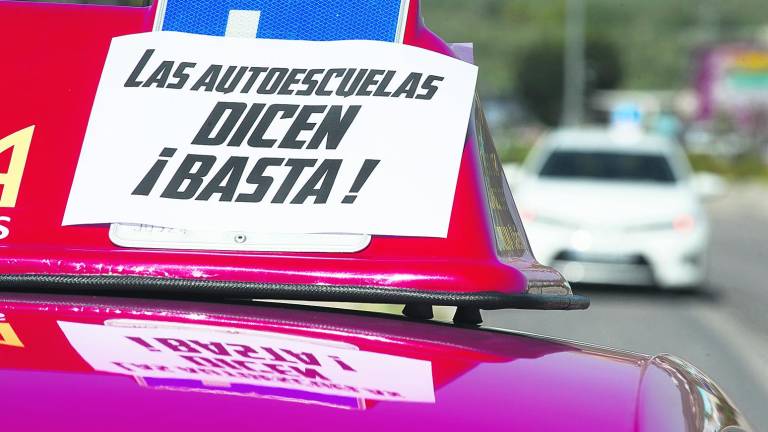 Los exámenes de conducir se suspenden sin saber hasta cuándo