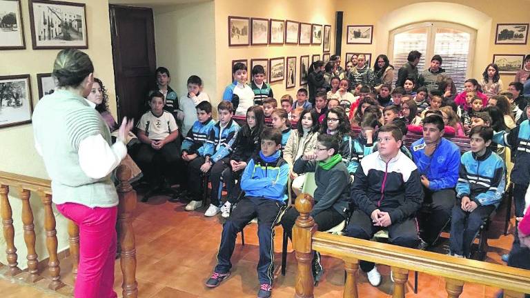 Los escolares visitan el Ayuntamiento