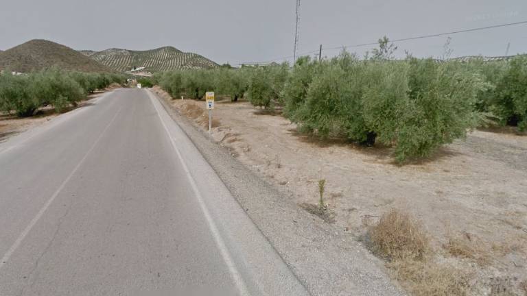 Una mujer pierde la vida en una salida de vía en Alcaudete