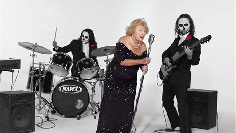 De superviviente del Holocausto a abuela del rock