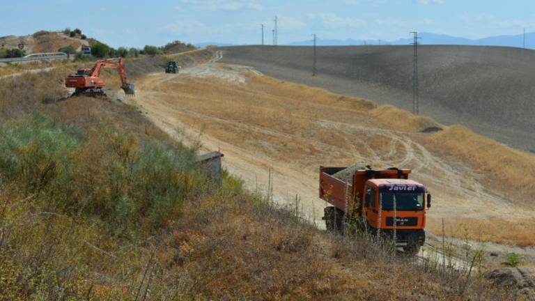 El PSOE reclama “inversiones potentes y celeridad” en la A-32