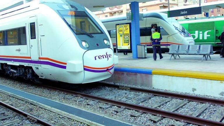 “La estación intermodal, en el casco urbano”