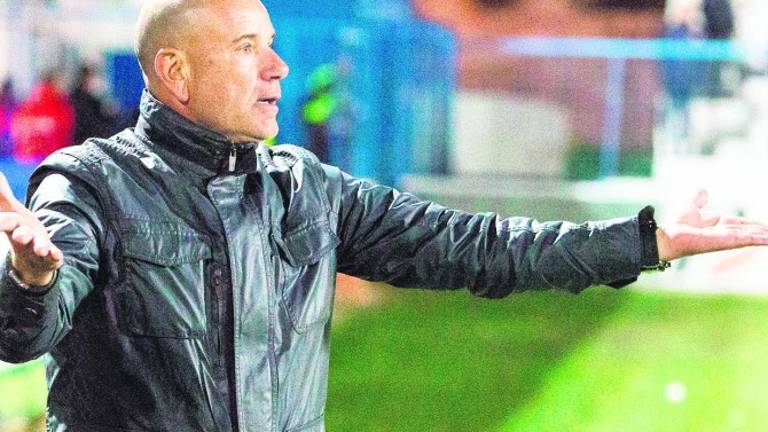 El Linares Deportivo destituye a Miguel Rivera como entrenador