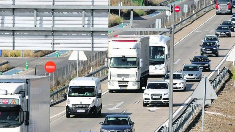 Arranca la primera operación salida del verano