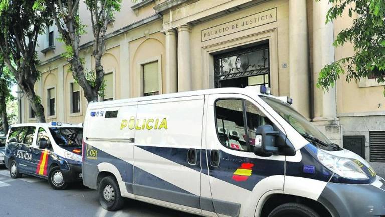 Detenida por un robo registrado en un bar
