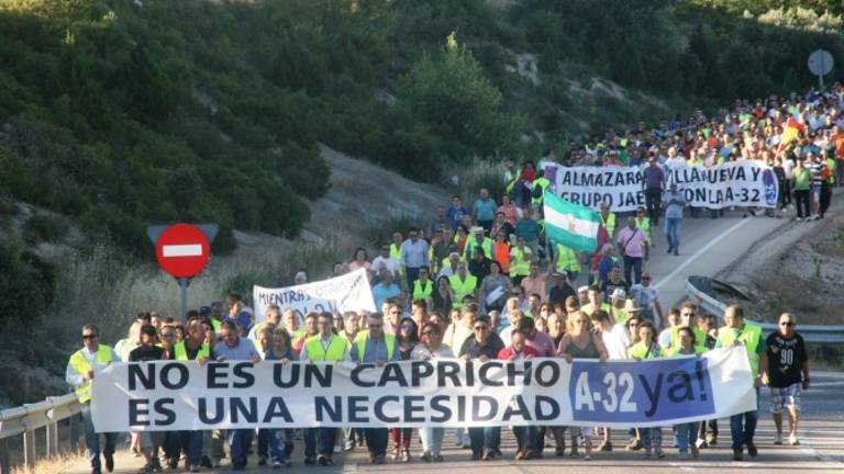 La Plataforma por la A-32 se manifiesta mañana en Villacarrillo