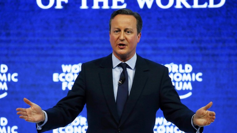 Cameron anima a los empresarios a defender la permanencia en la UE