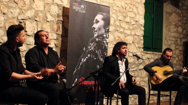 Cante flamenco en Siles con Raúl Gálvez