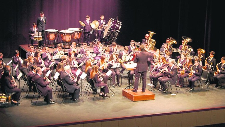 Maestro Amador interpreta un nuevo concierto en el “Principal”