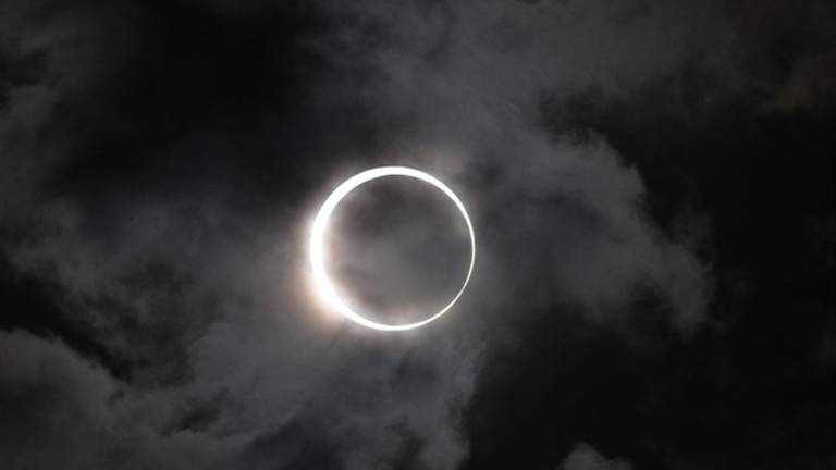 Cuándo y dónde ver el eclipse solar de hoy