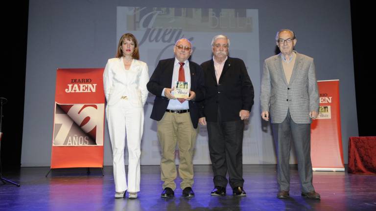 Un municipio “con los huevos por delante”