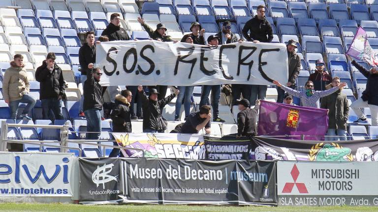 Hugo Díaz rescata al Real Jaén con un gol que le da un punto