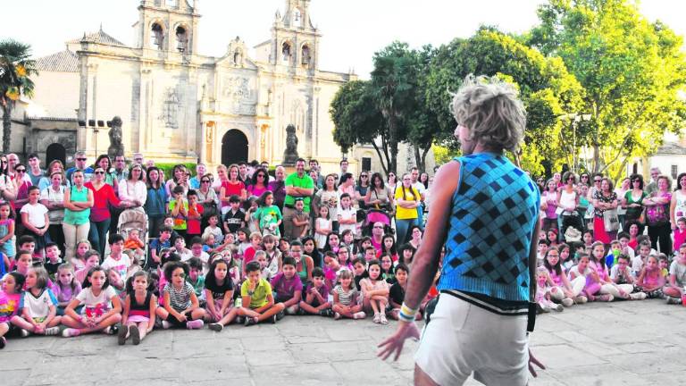 “Los Cerros” disfruta de su feria