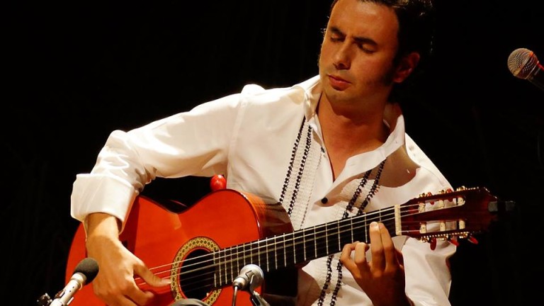 El guitarrista Pedro Navarro homenajea a Paco de Lucía en Cazorla