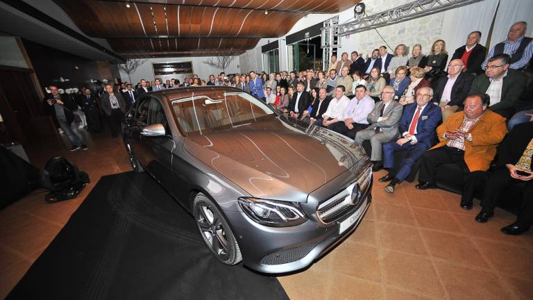 Jadisa luce el Mercedes Clase E
