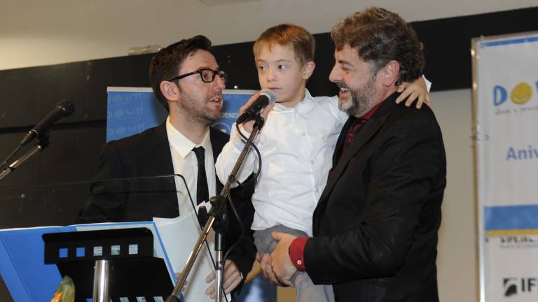 Juan Espejo y David Navarro dieron un toque especial a la Gala de Síndrome de Down