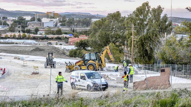 Urbanismo paraliza una parte de las obras del Jaén Plaza