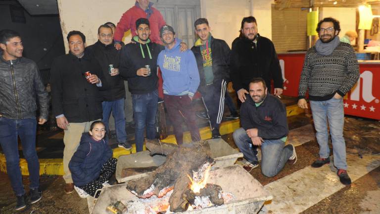 Ofrenda de cohetes al patrón