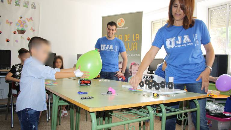 La UJA abre su Escuela de la Ciencia a escolares de Infantil y Primaria de la provincia