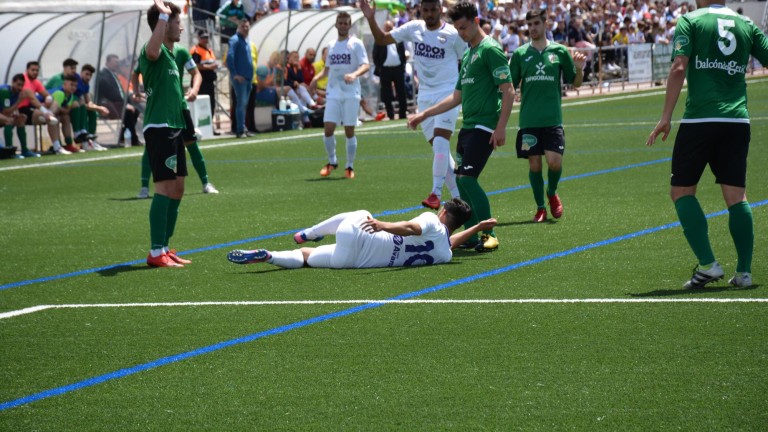 El Real Jaén llega al play off con un empate que le asegura ser tercero
