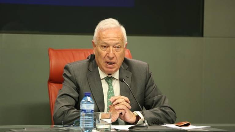 Margallo afirma que si Gibraltar no acepta la oferta de cosoberanía podrían paralizarse las inversiones en la colonia