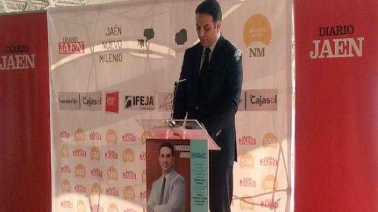 El consejero destaca la fuerza del turismo de interior en los desayunos de Diario JAÉN