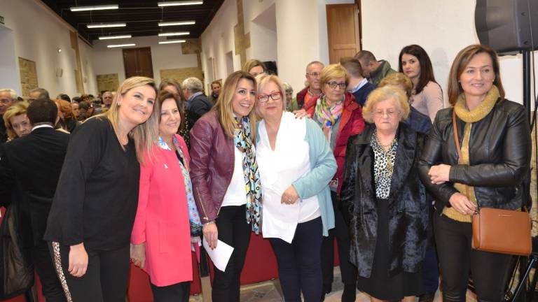 Los socialistas arropan a Díaz