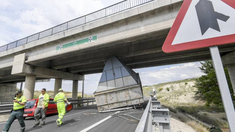 Aparatoso accidente en la autovía