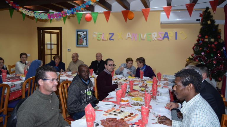 El obispo celebra la Nochebuena con personas sin hogar