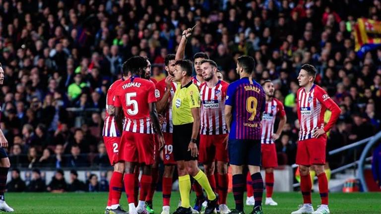 Diego Costa, ocho partidos de sanción por insultar al árbitro