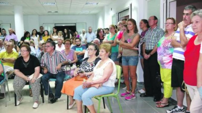 Encierro en Campillo del Río por el estado de la carretera